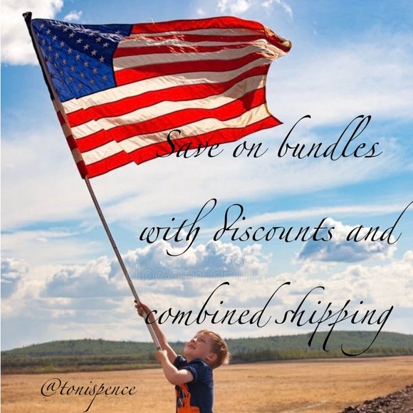 🍒St. John's Bay Vibrant Red Women's Shorts - Picture 11 of 12